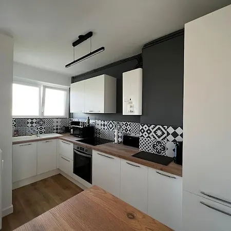 Ferienwohnung T2 Lumineux Refais A Neuf Avec Parking ! Lorient Exterior foto